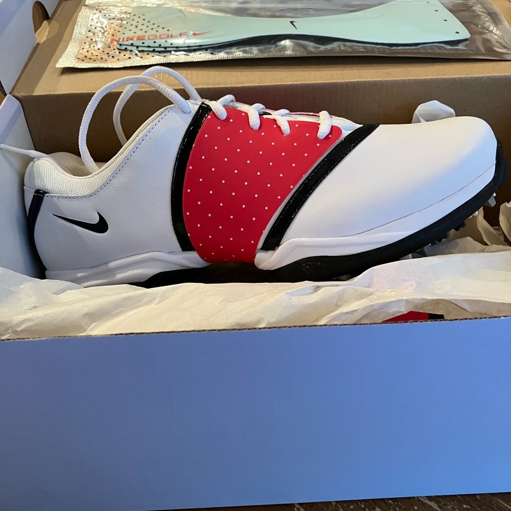 New Ladies Nike Golf Shoes